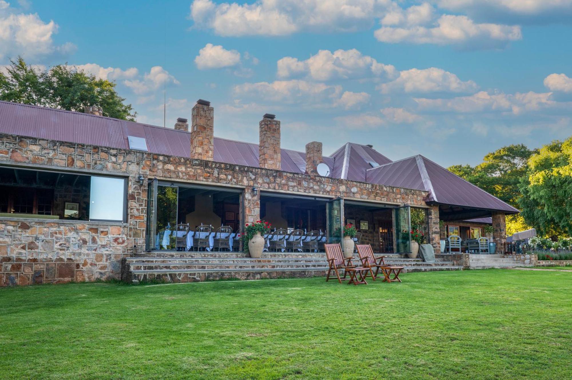 Walkersons Hotel & Spa Dullstroom Eksteriør bilde